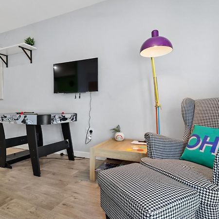 Modern House With Parking Buisness And Leisure Villa Brighton Bagian luar foto