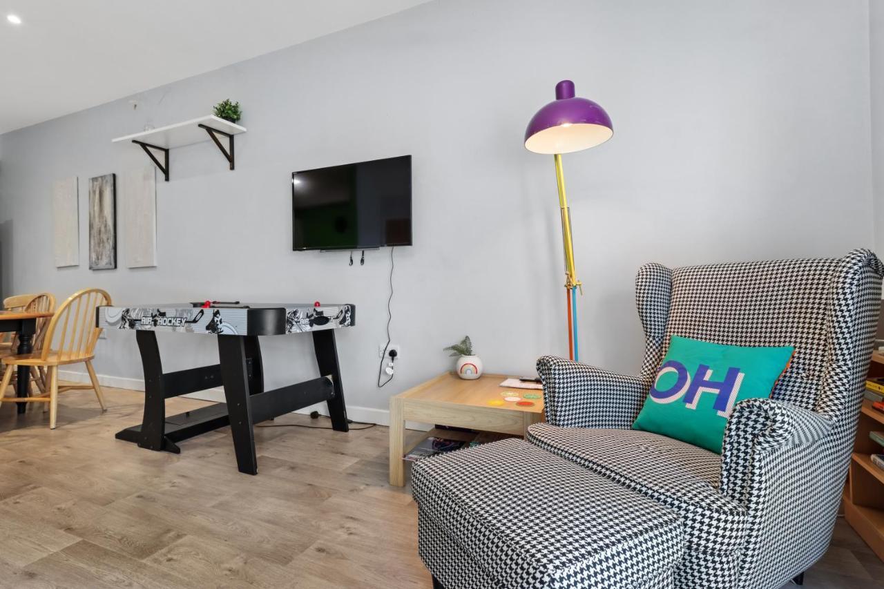 Modern House With Parking Buisness And Leisure Villa Brighton Bagian luar foto